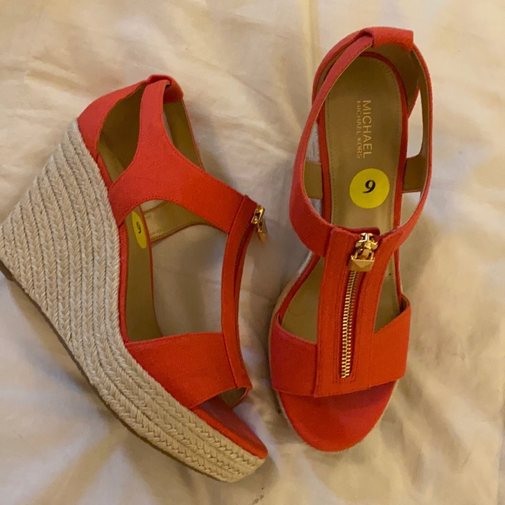 NWOT Michael Michael Kors wedge sandals